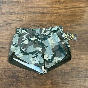NWT Athletic Works Camouflage Shorts, sz 8-10/Medium.